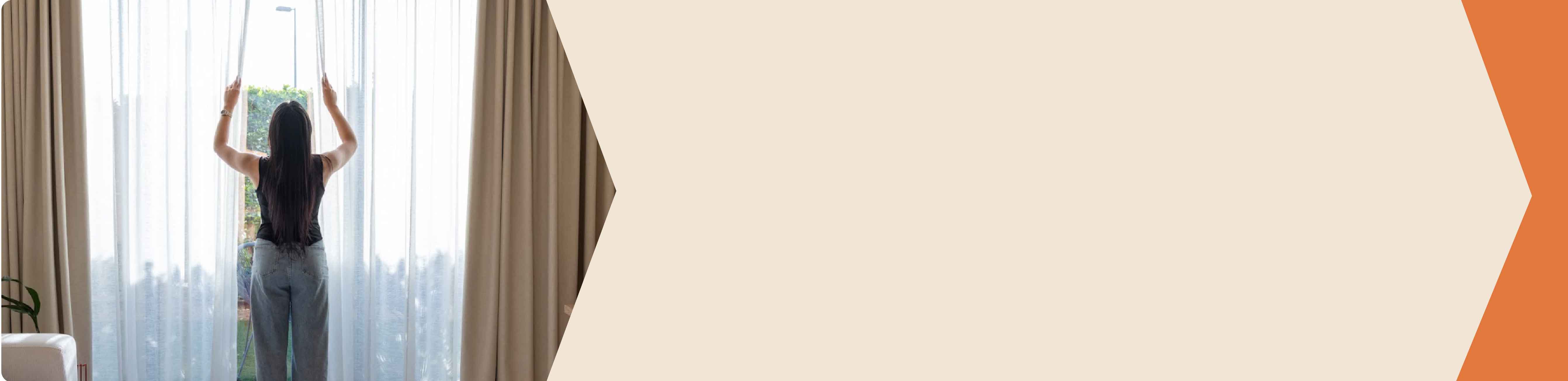 <span style="font-size: 80%">Curtains & Blinds in Dubai & Abu Dhabi <br>without hassle</span>